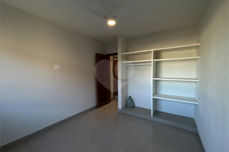 Apartamento à venda com 2 quartos, sendo 1 suíte, no Centro / Arraial D'ajuda, Porto Seguro, BA