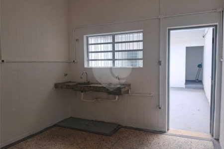 Sobrado para alugar com 2 quartos em Alto de Pinheiros, São Paulo, SP