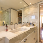 Apartamento à venda com 3 quartos, sendo 1 suíte,  em Vila Uberabinha, São Paulo, SP