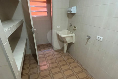 Sobrado para alugar com 2 quartos em Vila Anastácio, São Paulo, SP