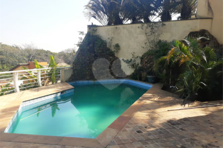 Casa à venda com 5 suítes em Jardim Leonor, São Paulo, SP