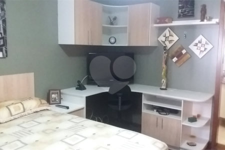 Sobrado à venda com 3 suítes em Jardim Franca, São Paulo, SP