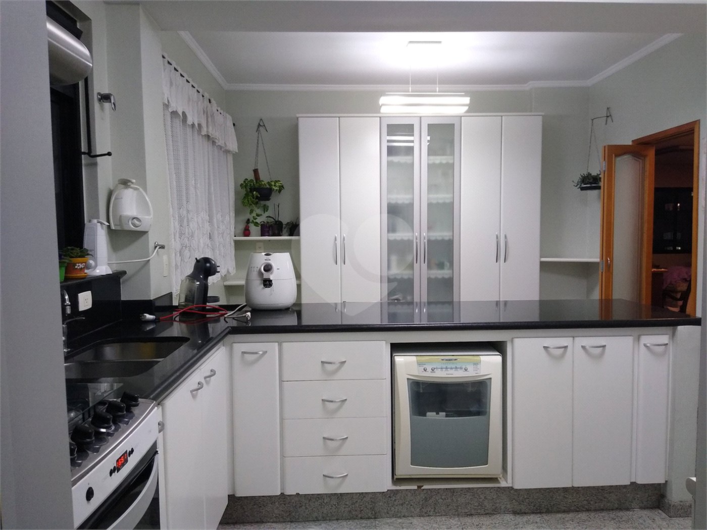 Apartamento à venda com 3 quartos, sendo 1 suíte,  em Bela Vista, São Paulo, SP