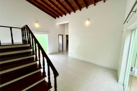 Casa Térrea à venda com 3 quartos, sendo 1 suíte,  em Cidade Universitária, Campinas, SP