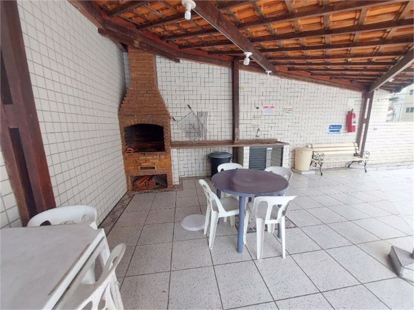 Apartamento Residencial à venda, Boqueirão, Praia Grande - AP0408.