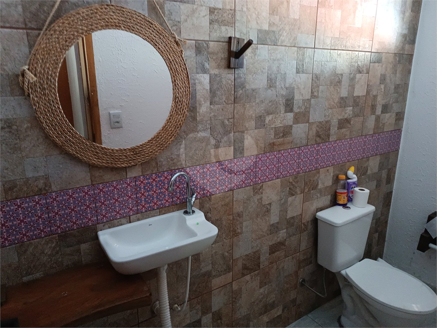 Casa para alugar com 3 suítes em Jardim Rene, São Roque, SP