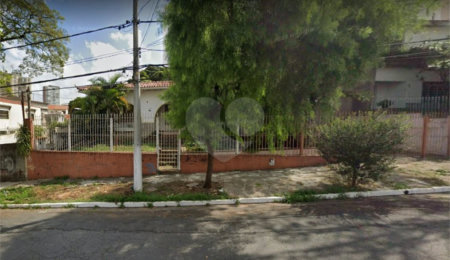 Casa Térrea à venda com 3 quartos, sendo 2 suítes,  em Vila Monumento, São Paulo, SP