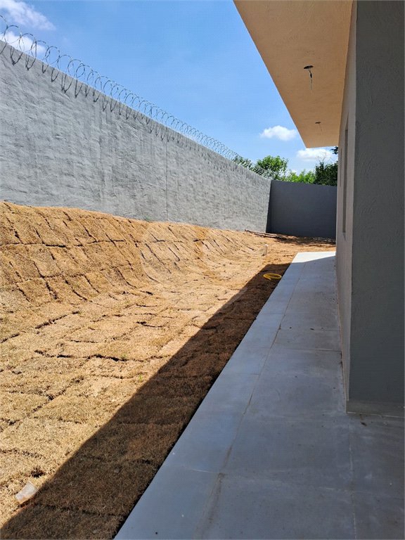 Casa Térrea à venda com 3 quartos, sendo 1 suíte, em Parque Rizzo, Cotia, SP