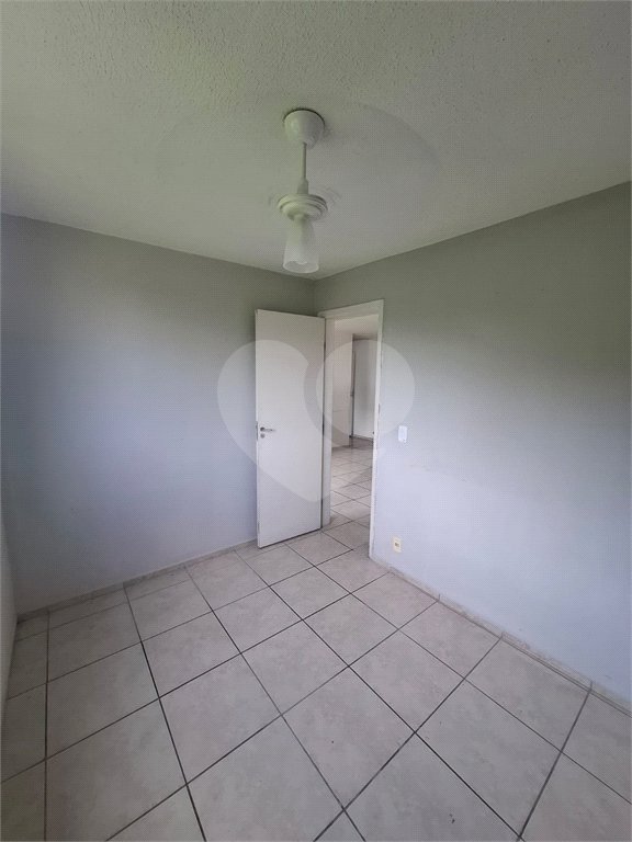 Apartamento para alugar com 2 quartos em Guaratiba, Rio de Janeiro, RJ