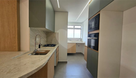 Apartamento à venda com 1 suíte em Moema, São Paulo, SP
