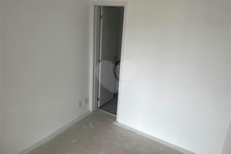 Apartamento à venda com 3 suítes em Alto da Boa Vista, São Paulo, SP