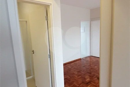 APARTAMENTO À VENDA, 1 QUARTO, GARAGEM, EM HIGIENOPOLIS, 60m2, 100% REFORMADO