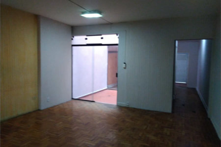 Sobrado à venda com 3 quartos em Vila Cordeiro, São Paulo, SP