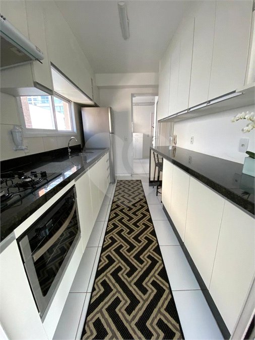 Apartamento à venda com 3 quartos, sendo 1 suíte, em Vila Olímpia, São Paulo, SP