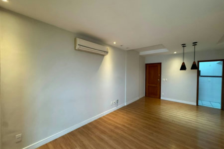 Apartamento com 3 dormitórios à venda, 103 m² por R$ 765.000,00 - Embaré - Santos/SP