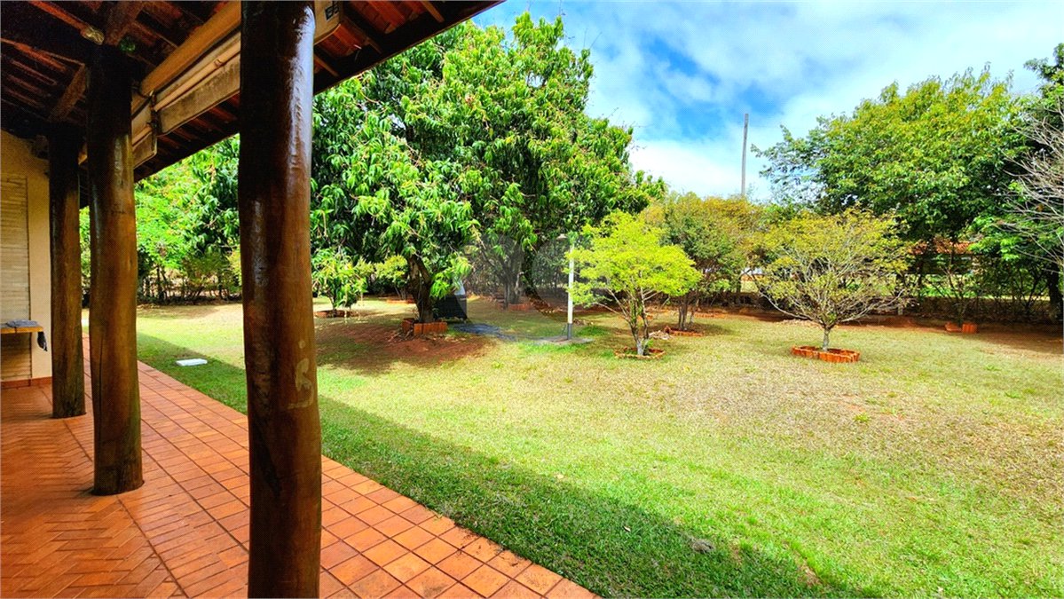 Chácara à venda com 3 quartos, sendo 1 suíte, em Chácara Flora Araraquara, Araraquara, SP