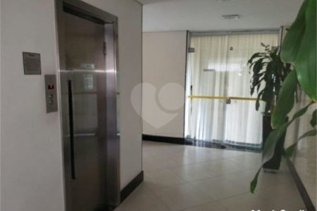 Apartamento com 3 dormitórios , sendo 1 suíte ,2 vagas , à venda no bairro da Moóca.