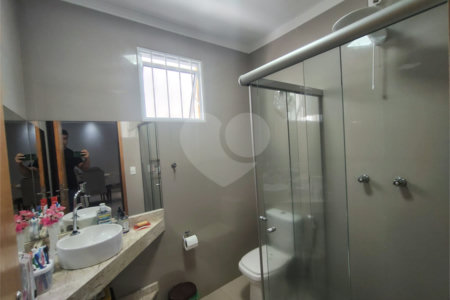 Casa ampla com edícula 3 Quartos