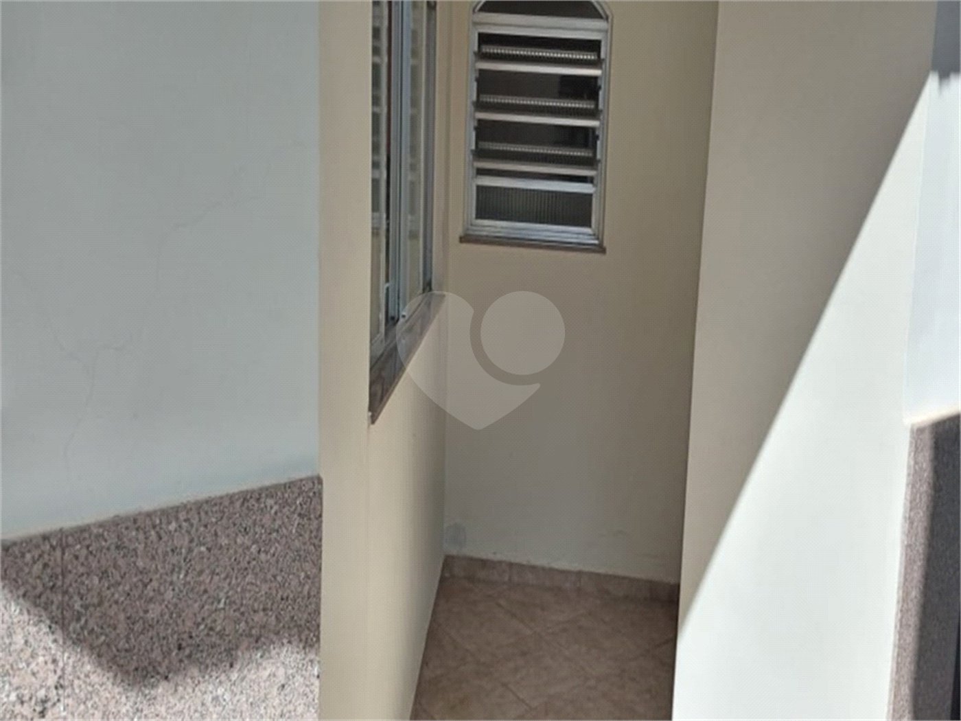 Bonita casa assobradada,no Bairro das Palmas do Tremembé, terreno com 14 X 50 e 350 área construída
