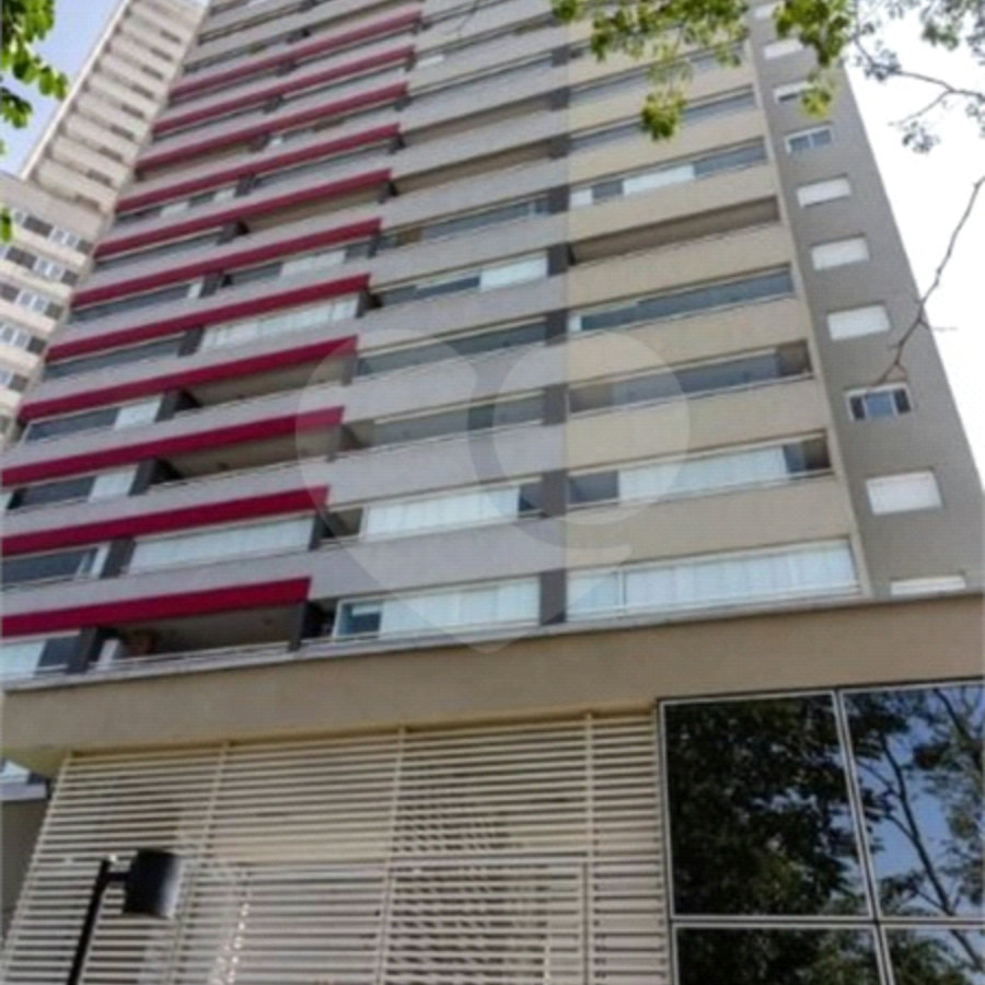 Apartamento com 66m², 2 dormitórios, 1 vaga de garagem, à venda na Barra Funda.