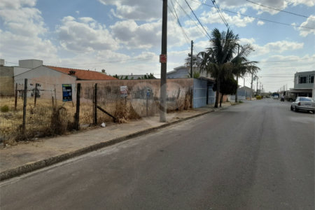 Terreno à Venda no Jardim Embaré - São Carlos