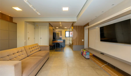 Apartamento à venda com 3 quartos, sendo 1 suíte, em Chácara Santo Antônio, São Paulo, SP