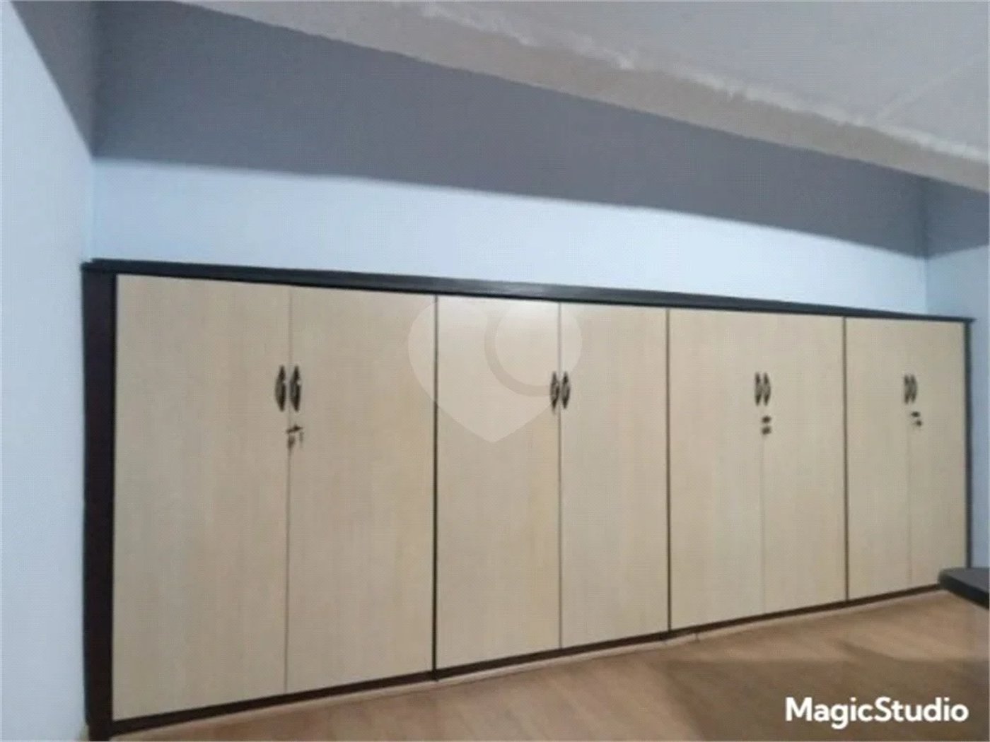 Sala com 37m² , 2 vagas , à venda no Jabaquara.