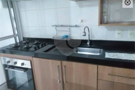 Apartamento de 2 quartos em Chácara Cruzeiro do Sul ( Cangaíba ).