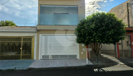 Casa à venda com 3 quartos, sendo 1 suíte,  em Parque Paraíso, São Carlos, SP