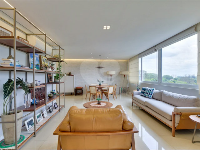 Apartamento à venda com 3 quartos, sendo 1 suíte,  em Granja Julieta, São Paulo, SP