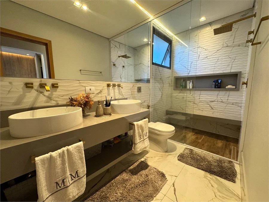 Casa à venda com 3 quartos, sendo 1 suíte,  no condomínio Parque Residencial Damha 2, Piracicaba - SP