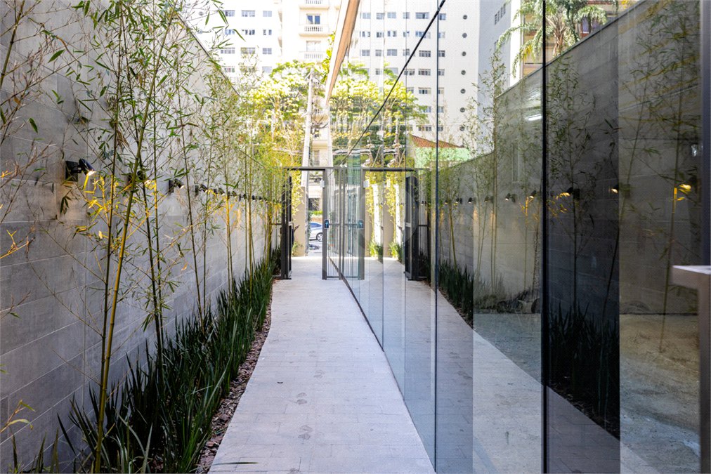 Oportunidade Única nos Jardins: Seu Refúgio de Alto Padrão ou Investimento de Alta Rentabilidade.