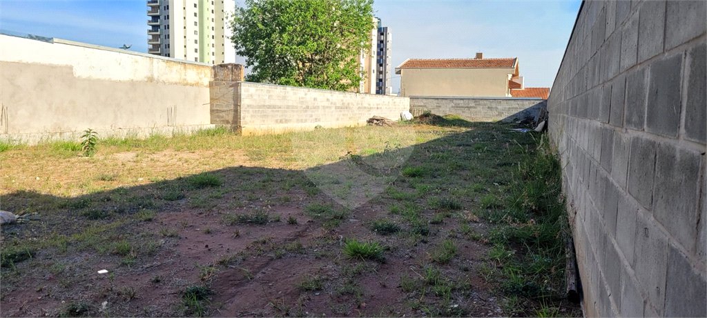 Terreno Padrão - Comercial para Venda no centro em São Carlos