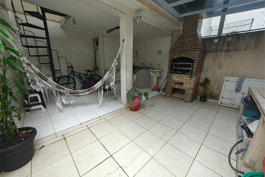Sobrado à venda com 3 quartos, sendo 1 suíte,  em Tremembé, São Paulo, SP