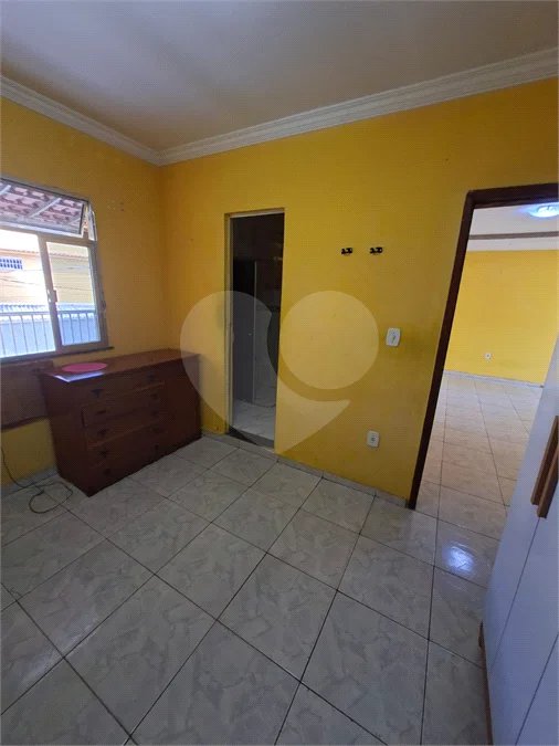 CASA Á VENDA EM SANTÍSSIMO ,ESTRADA DA POSSE ..