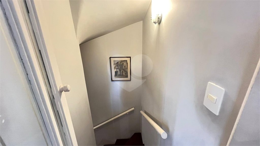 Casa à venda com 3 quartos, sendo 1 suíte, no condomínio Villagio Tramway, São Paulo - SP