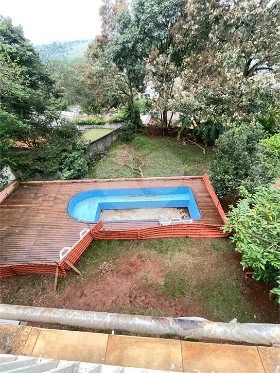 Casa à venda ou para alugar com 6 quartos, sendo 2 suítes, em Condomínio Portal dos Nobres, Atibaia, SP