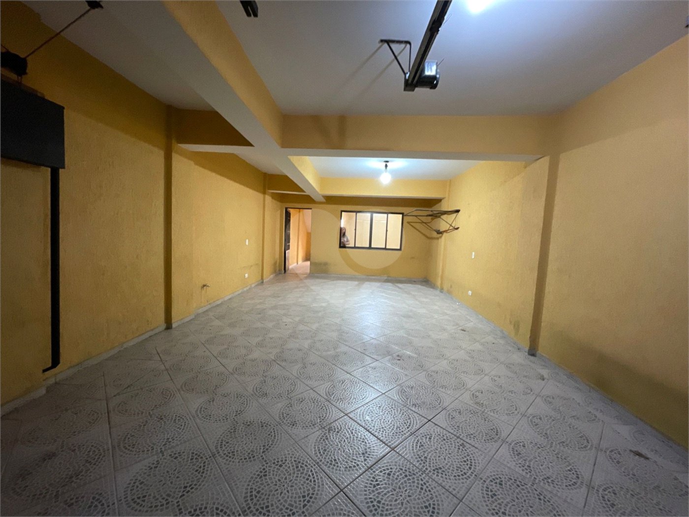 Sobrado à venda com 4 quartos, sendo 1 suíte, em Vila Nova Cachoeirinha, São Paulo, SP