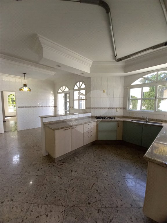 Casa à venda com 5 quartos, sendo 3 suítes, no condomínio Vinhas da Vista Alegre - Lado Sede, Vinhedo - SP