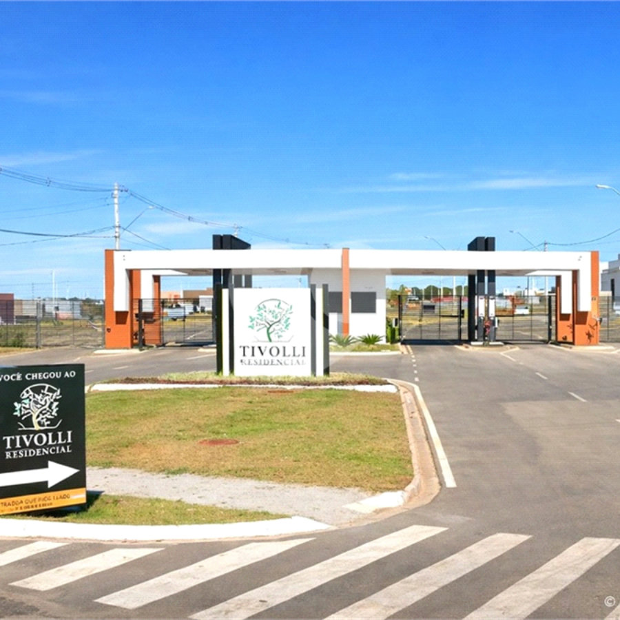 Casa à venda com 3 quartos, sendo 2 suítes, no condomínio Tivolli, Itapetininga - SP