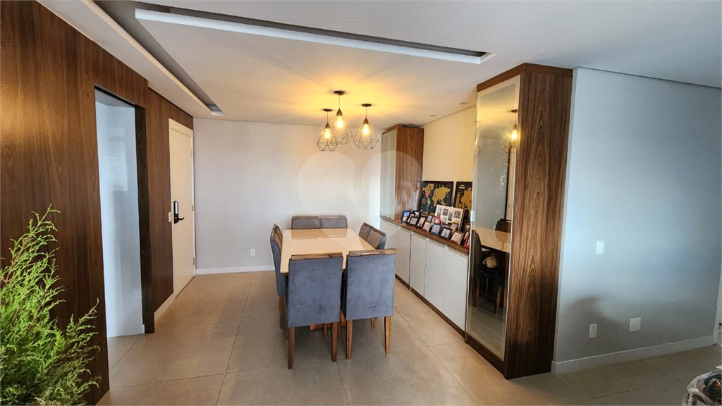 Apartamento à venda com 3 quartos, sendo 1 suíte,  em Jardim Caboré, São Paulo, SP