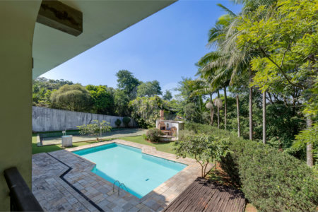 Casa à venda com 5 suítes no condomínio Chácara Flora, São Paulo - SP