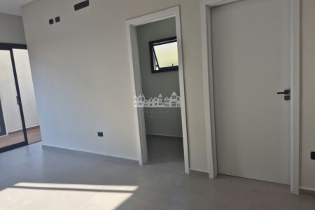 Casa térrea à venda com 4 quartos, sendo 2 suítes, no condomínio Alto da Floresta, Bom Jesus dos Perdões - SP