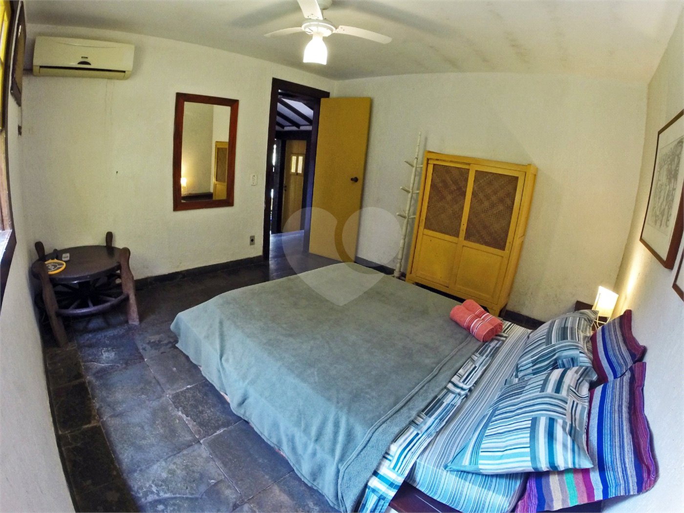 Casa à venda com 8 quartos, sendo 4 suítes, em Alto de Búzios, Armação dos Búzios, RJ