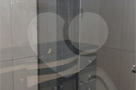 Sobrado à venda com 6 quartos, sendo 3 suítes, em Vila Divina Pastora, São Paulo, SP