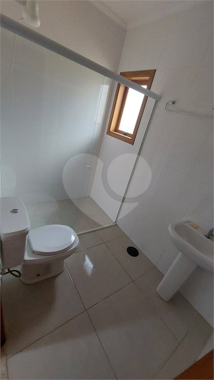 Casa à venda com 4 quartos, sendo 1 suíte, no condomínio Marf II, Bom Jesus dos Perdões - SP