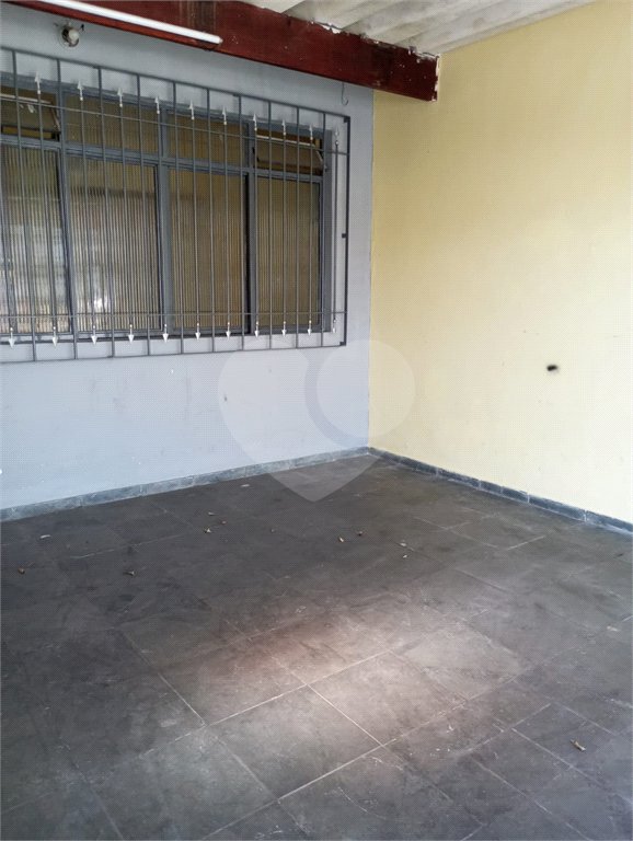 Casa à venda com 3 quartos, sendo 2 suítes, em Jardim Maria Duarte, São Paulo, SP