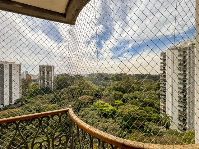 Apartamento à venda ou para alugar com 4 suítes em Alto da Boa Vista, São Paulo, SP