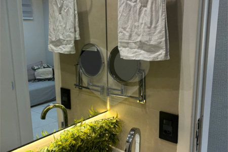 Apartamento à venda com 2 quartos em Santo Amaro, São Paulo, SP