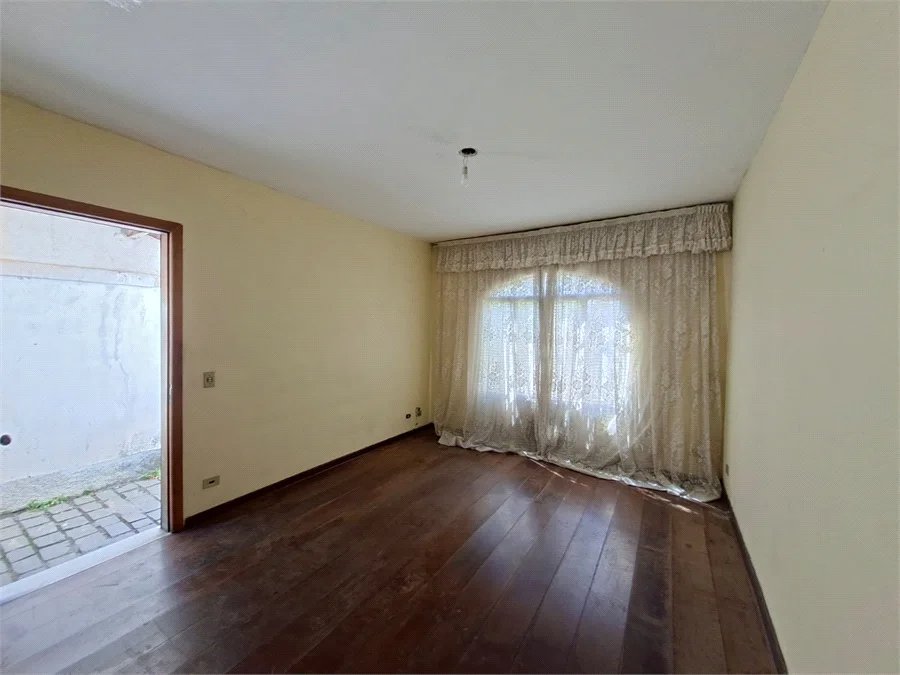 Sobrado à venda com 3 quartos, sendo 1 suíte, em Jardim Esmeralda, São Paulo, SP